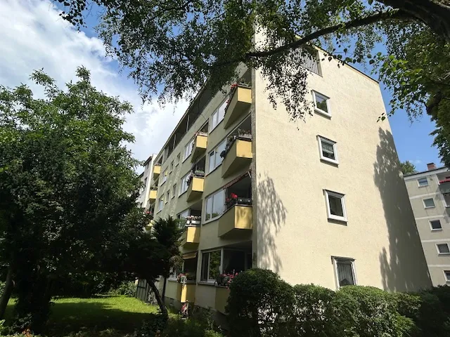 Großzügige ruhig gelegene 3-ZKB Whg. m. Balkon, Nähe Arkaden — photo 1